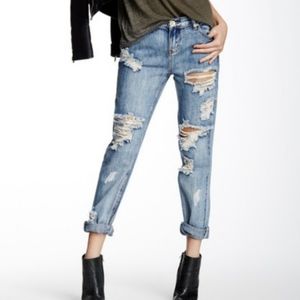 One Teaspoon Awesome Baggies Destroyed Jean